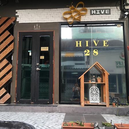 Aparthotel Hive 28 Bangkok Esterno foto