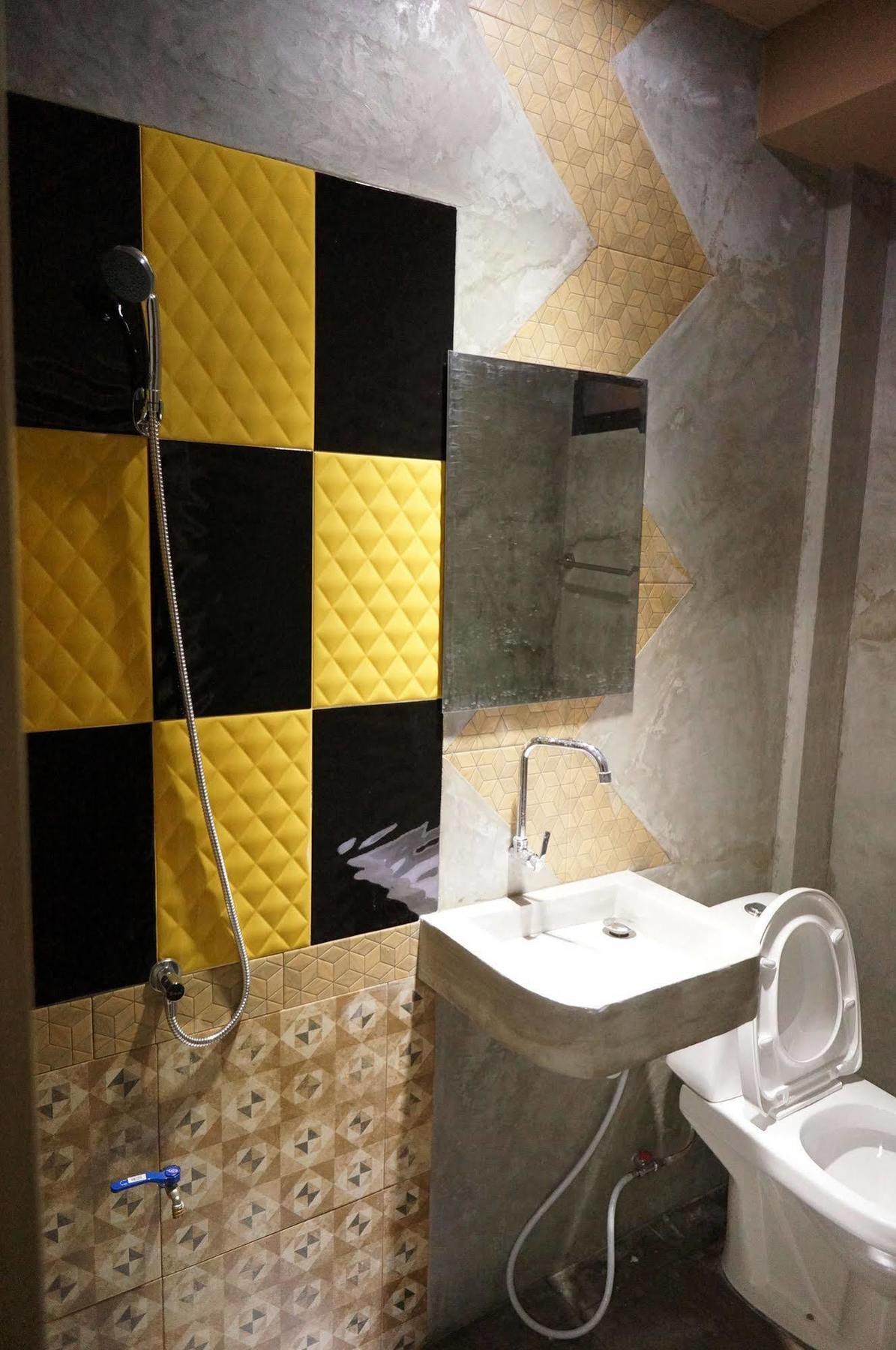 Aparthotel Hive 28 Bangkok Esterno foto